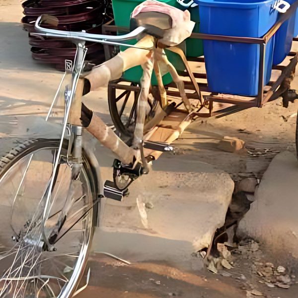Durable E Rickshaw Tricycle Dustbin designed for urban garbage management