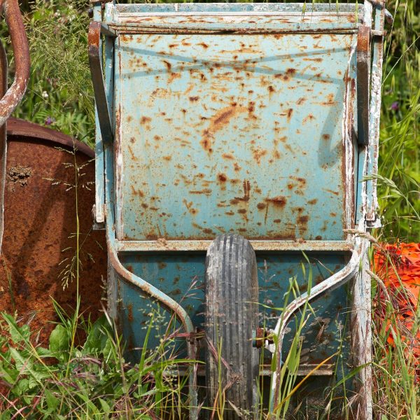 Heavy duty wheel barrow for construction and garden use