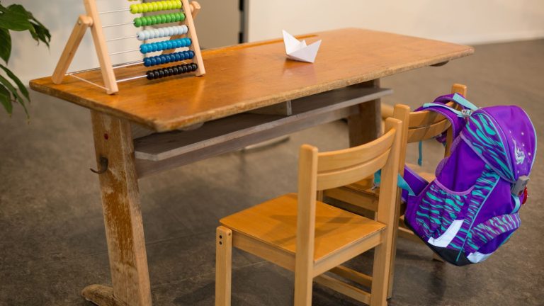 High quality metal frame school bench with desk
