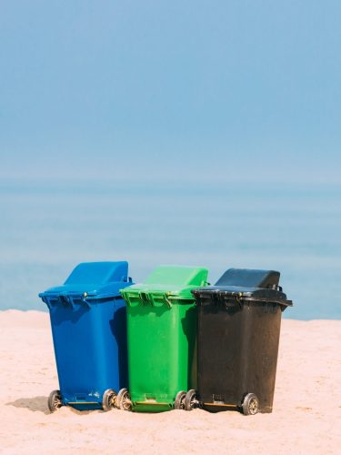 Large capacity plastic dustbin for commercial use