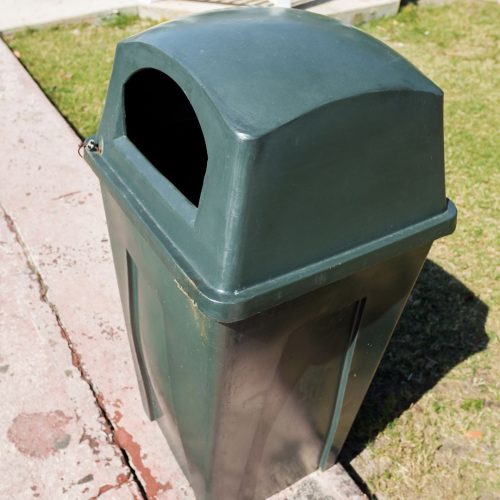 Outdoor Plastic Dustbins 002