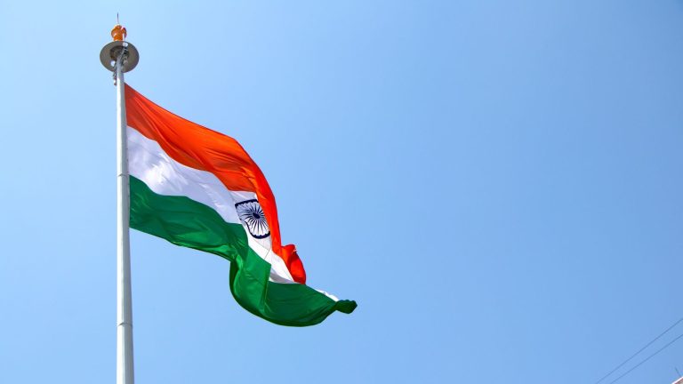 Rust resistant flag mast pole made from premium materials