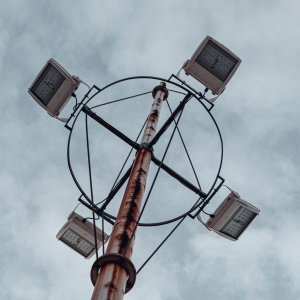 Solar high mast pole designed for urban street lighting