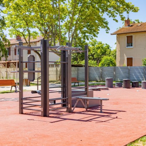 Trivenisolar outdoor gym installation in residential complex
